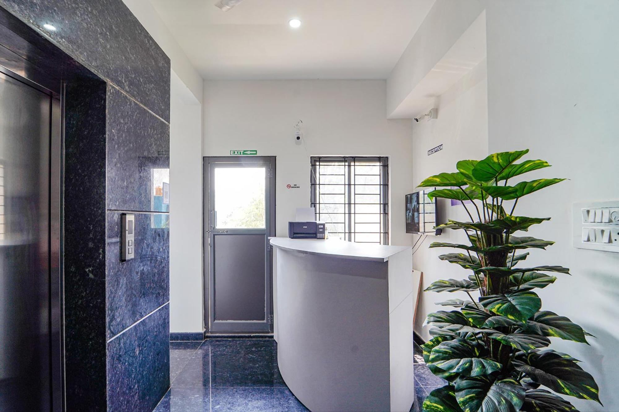 Fabhotel Metro Suites - Nr Esi Hospital Bangalore Esterno foto