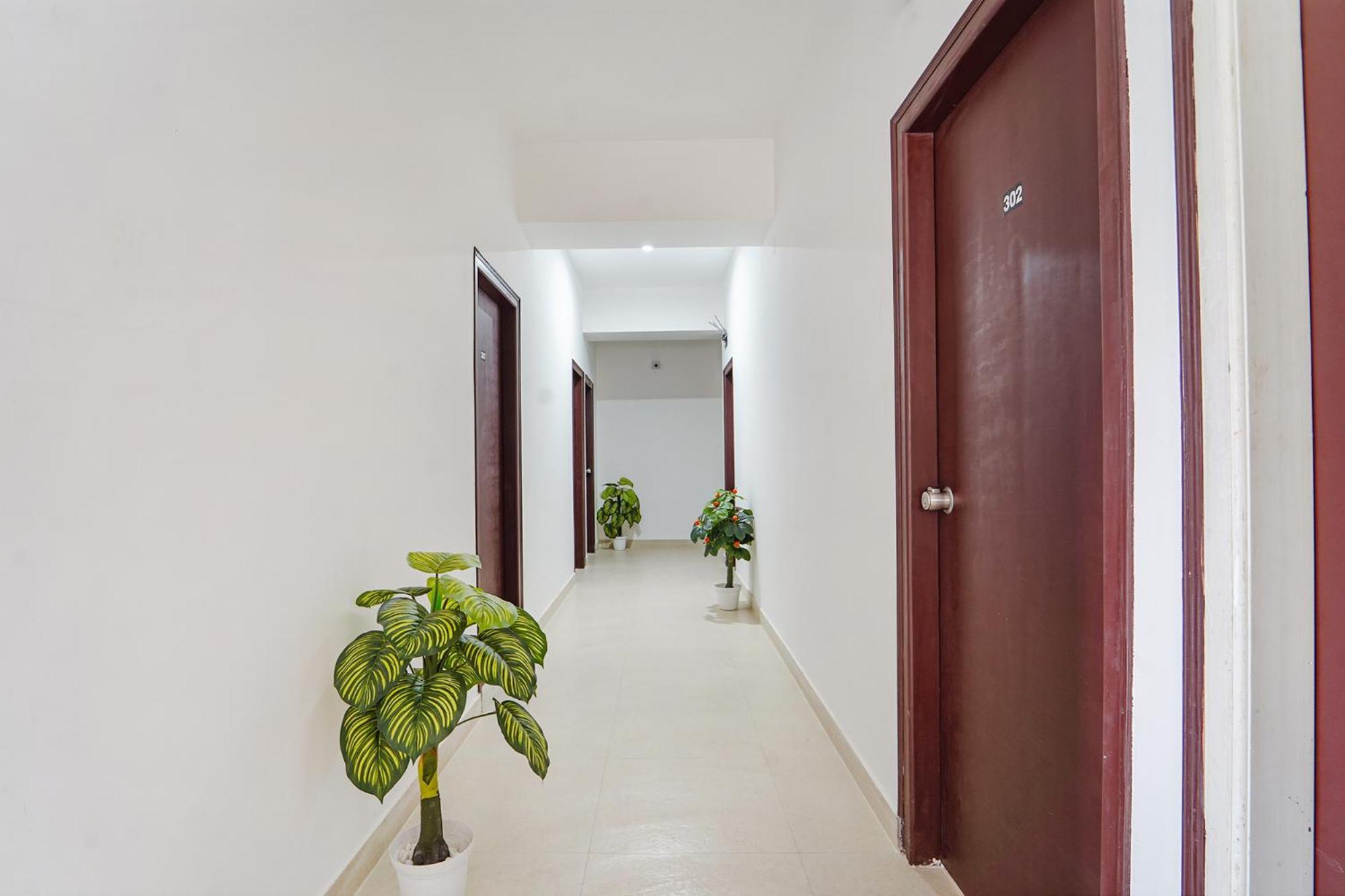Fabhotel Metro Suites - Nr Esi Hospital Bangalore Esterno foto
